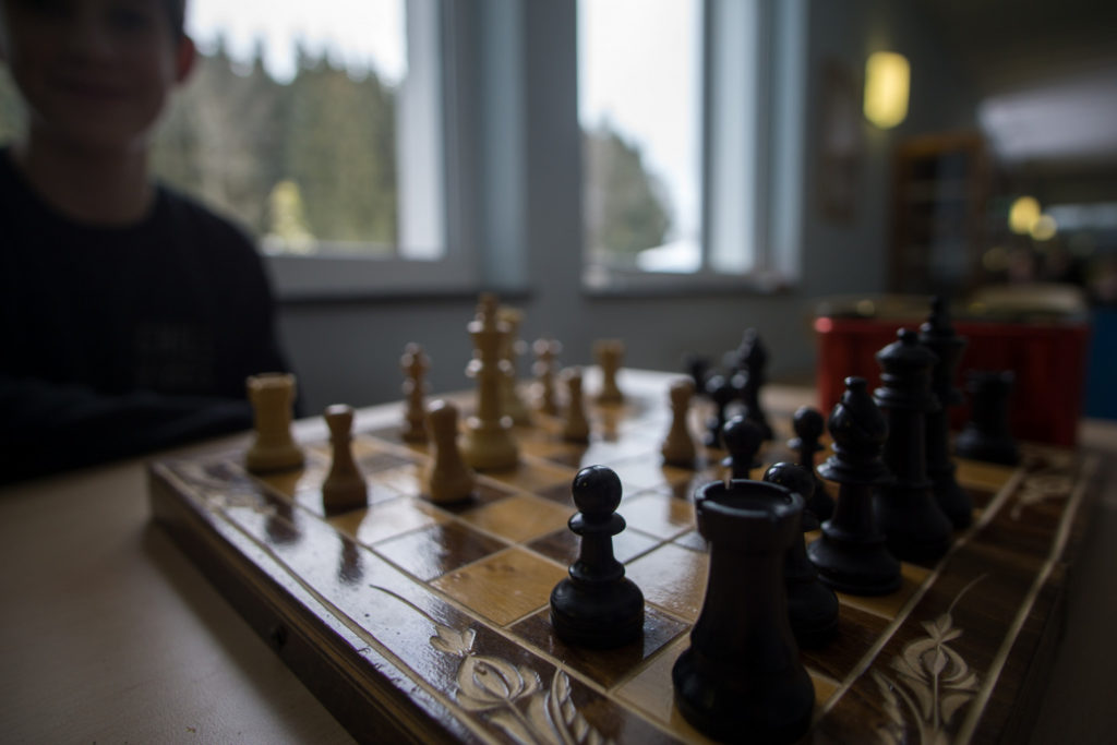 Schachecke für Schüler vor dem Lehrerzimmer